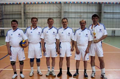 Волейболисты СШГЭС стали лучшими в Саяногорске  